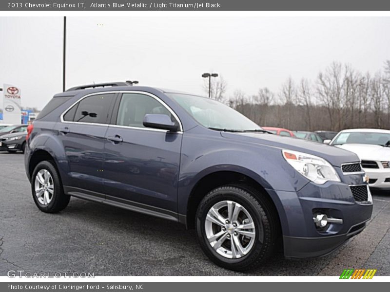 Front 3/4 View of 2013 Equinox LT