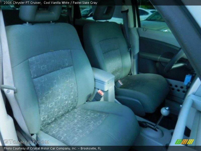 Cool Vanilla White / Pastel Slate Gray 2006 Chrysler PT Cruiser