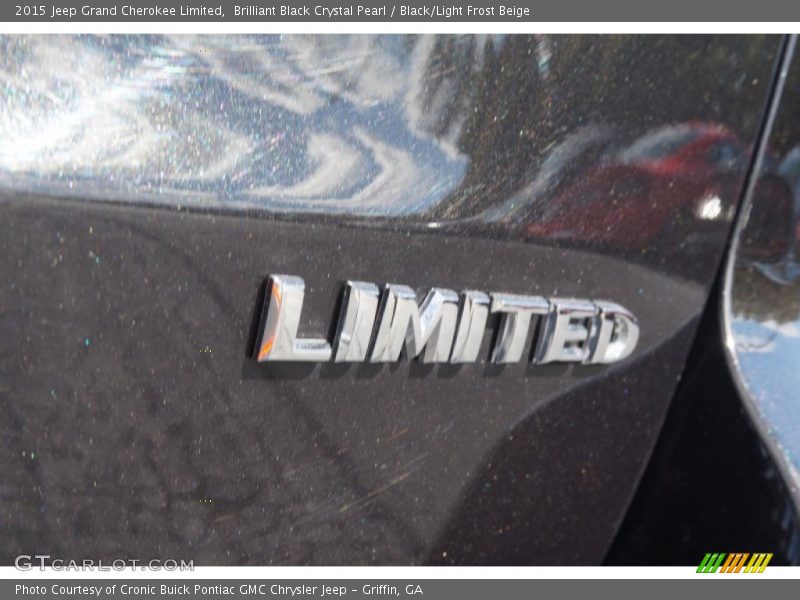 Brilliant Black Crystal Pearl / Black/Light Frost Beige 2015 Jeep Grand Cherokee Limited