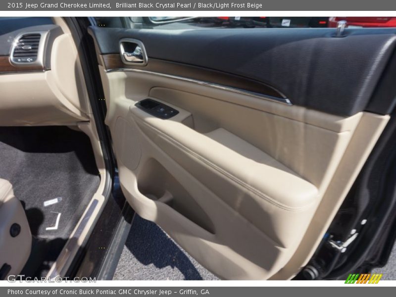 Brilliant Black Crystal Pearl / Black/Light Frost Beige 2015 Jeep Grand Cherokee Limited