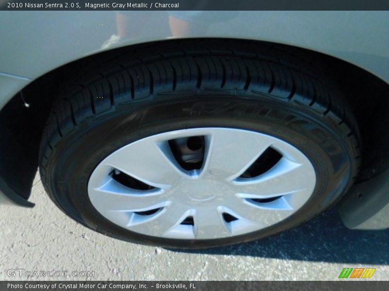 Magnetic Gray Metallic / Charcoal 2010 Nissan Sentra 2.0 S