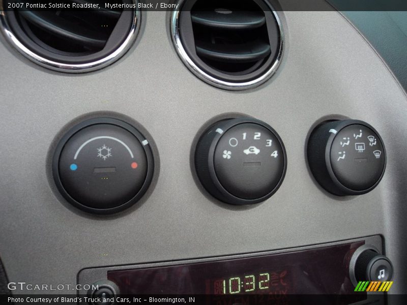 Mysterious Black / Ebony 2007 Pontiac Solstice Roadster