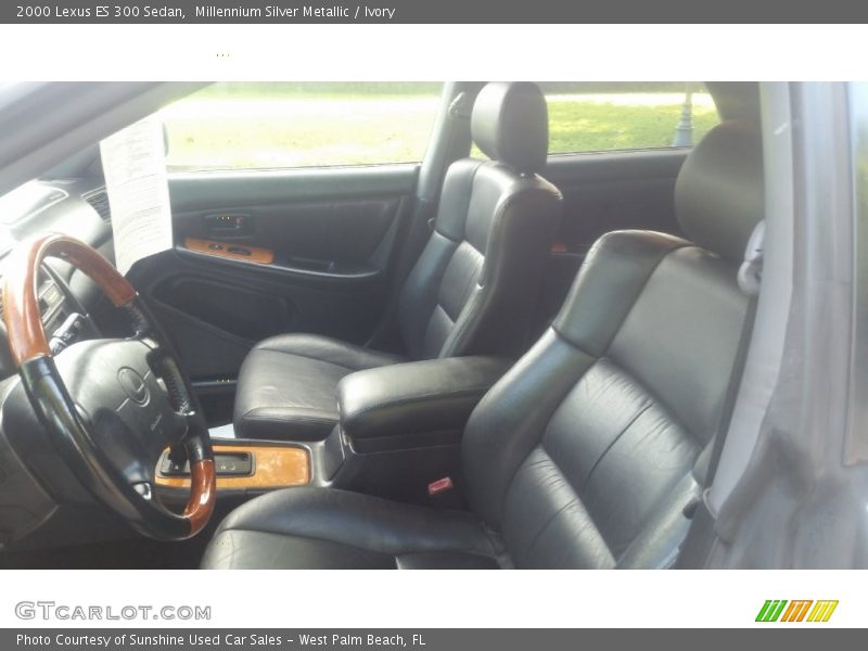 Millennium Silver Metallic / Ivory 2000 Lexus ES 300 Sedan