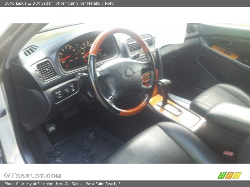 Millennium Silver Metallic / Ivory 2000 Lexus ES 300 Sedan