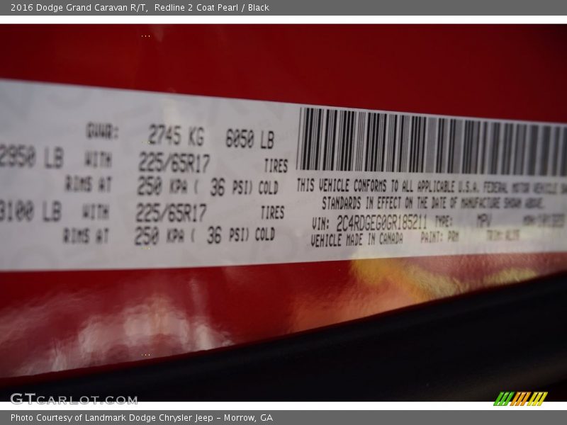 Redline 2 Coat Pearl / Black 2016 Dodge Grand Caravan R/T