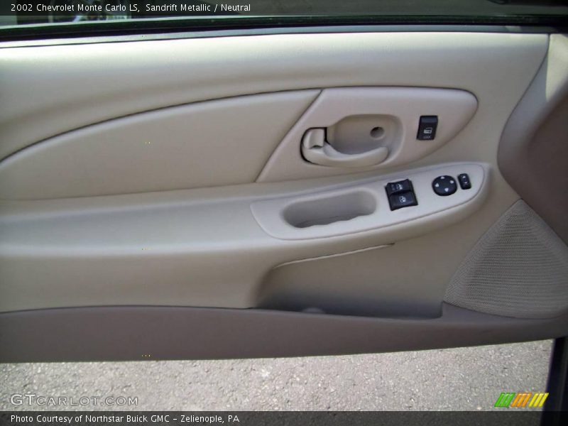 Sandrift Metallic / Neutral 2002 Chevrolet Monte Carlo LS