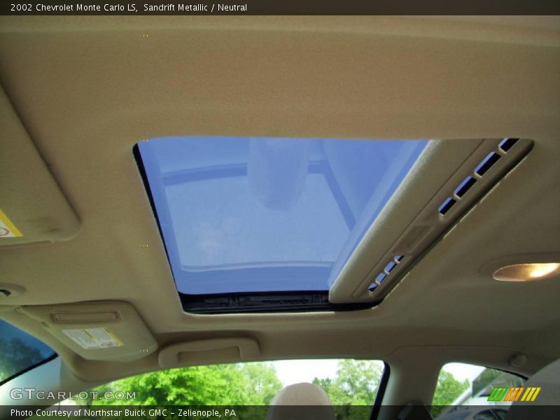 Sandrift Metallic / Neutral 2002 Chevrolet Monte Carlo LS