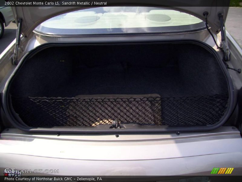 Sandrift Metallic / Neutral 2002 Chevrolet Monte Carlo LS