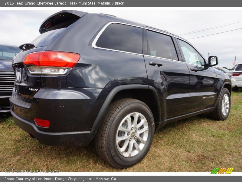 Maximum Steel Metallic / Black 2015 Jeep Grand Cherokee Laredo