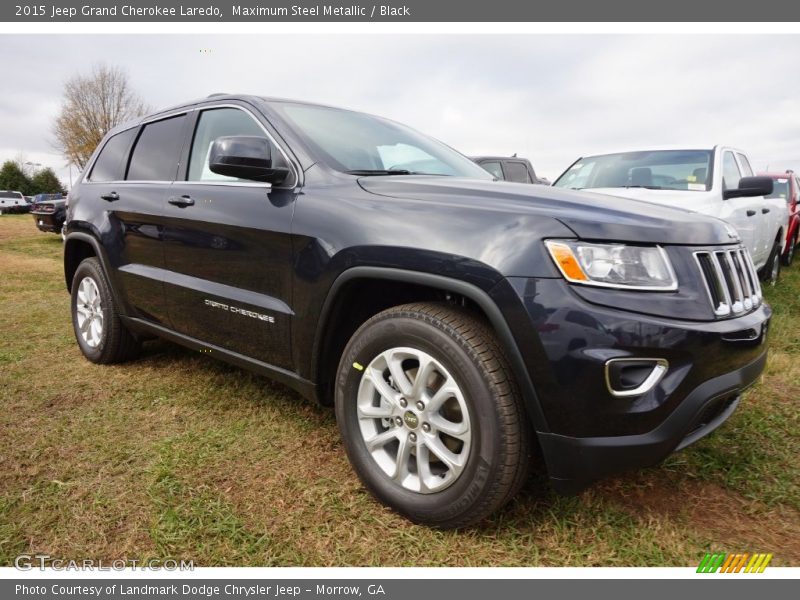 Maximum Steel Metallic / Black 2015 Jeep Grand Cherokee Laredo
