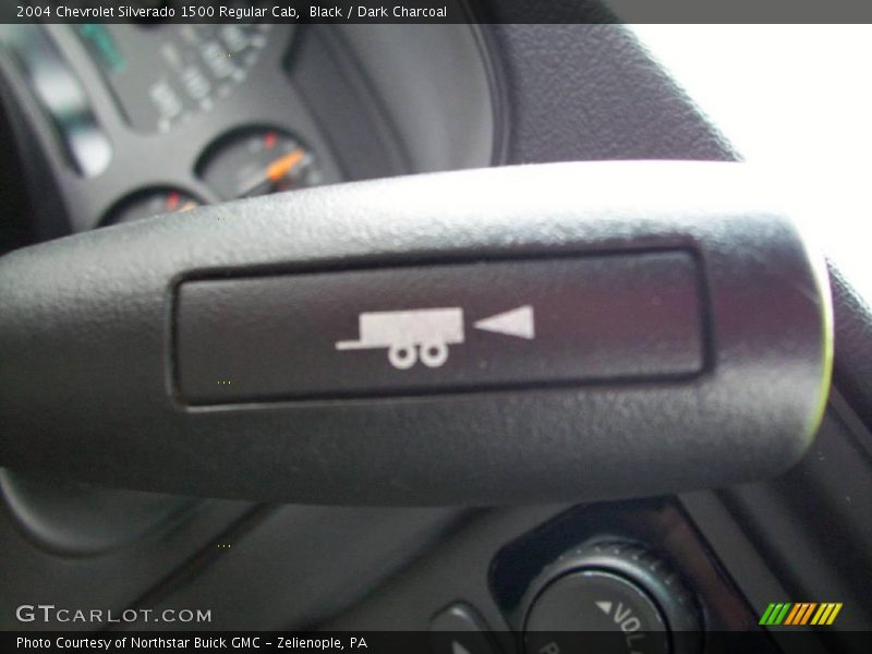 Black / Dark Charcoal 2004 Chevrolet Silverado 1500 Regular Cab