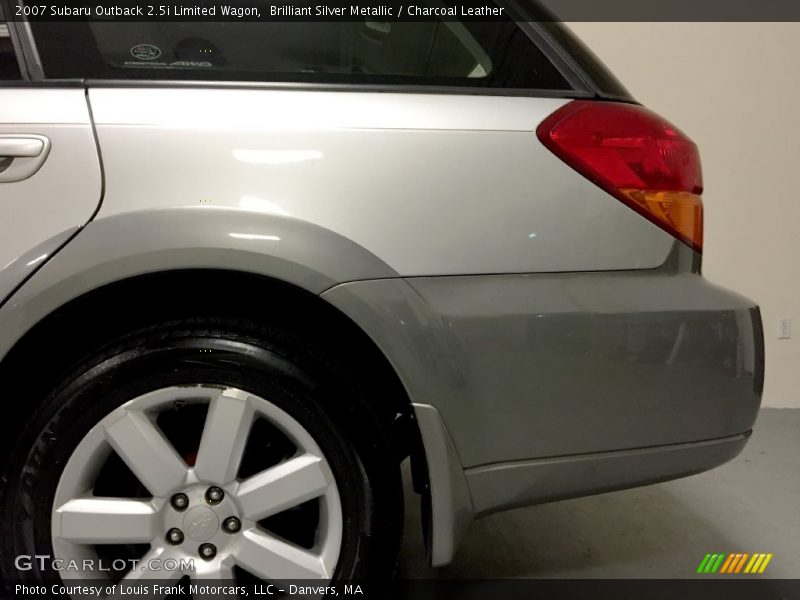 Brilliant Silver Metallic / Charcoal Leather 2007 Subaru Outback 2.5i Limited Wagon