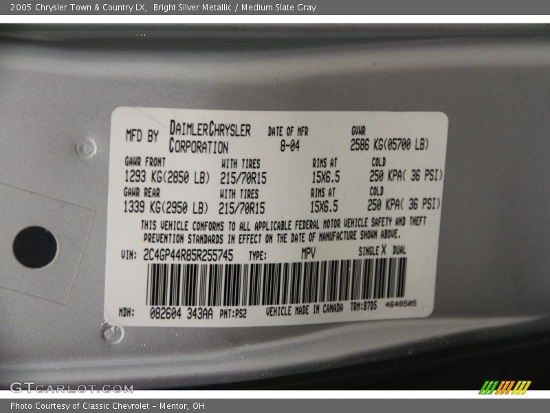 Bright Silver Metallic / Medium Slate Gray 2005 Chrysler Town & Country LX