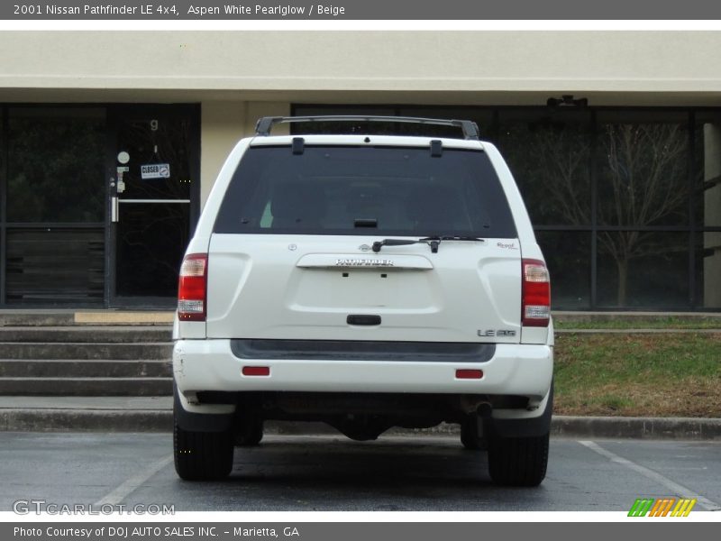 Aspen White Pearlglow / Beige 2001 Nissan Pathfinder LE 4x4