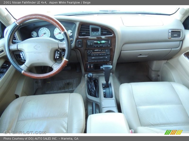 Aspen White Pearlglow / Beige 2001 Nissan Pathfinder LE 4x4