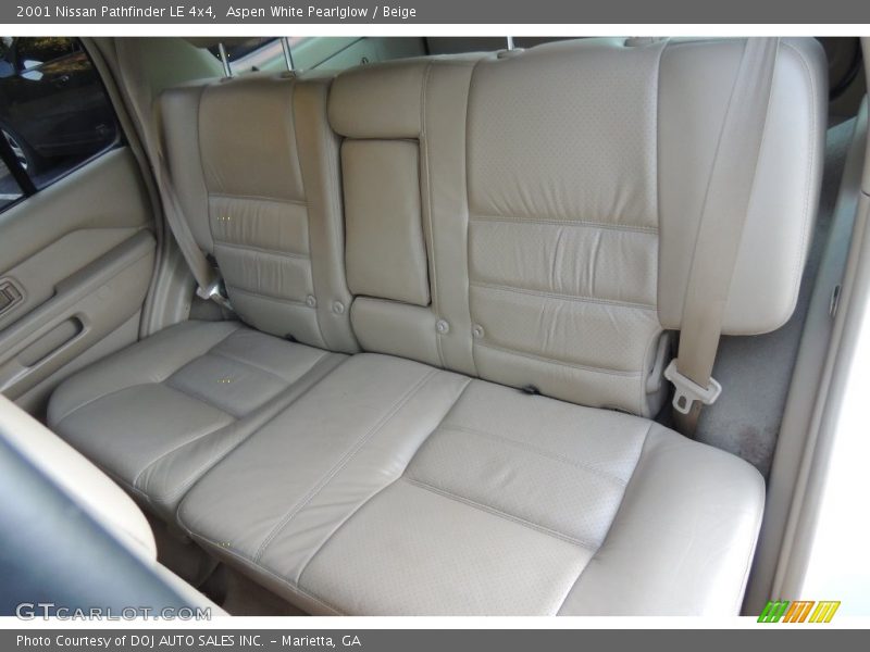 Aspen White Pearlglow / Beige 2001 Nissan Pathfinder LE 4x4