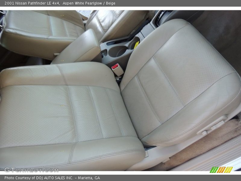 Aspen White Pearlglow / Beige 2001 Nissan Pathfinder LE 4x4
