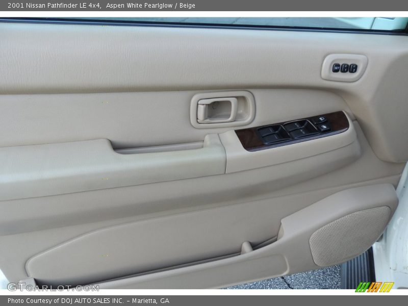 Aspen White Pearlglow / Beige 2001 Nissan Pathfinder LE 4x4