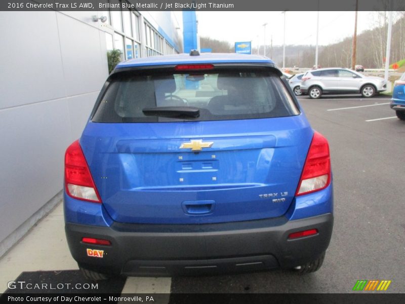 Brilliant Blue Metallic / Jet Black/Light Titanium 2016 Chevrolet Trax LS AWD