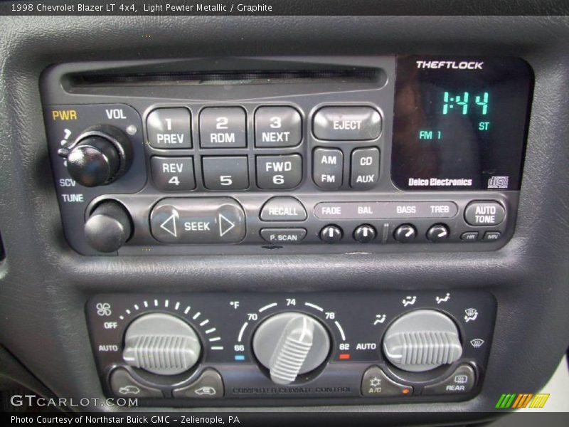 Light Pewter Metallic / Graphite 1998 Chevrolet Blazer LT 4x4