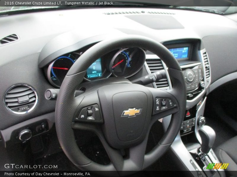 Tungsten Metallic / Jet Black 2016 Chevrolet Cruze Limited LT