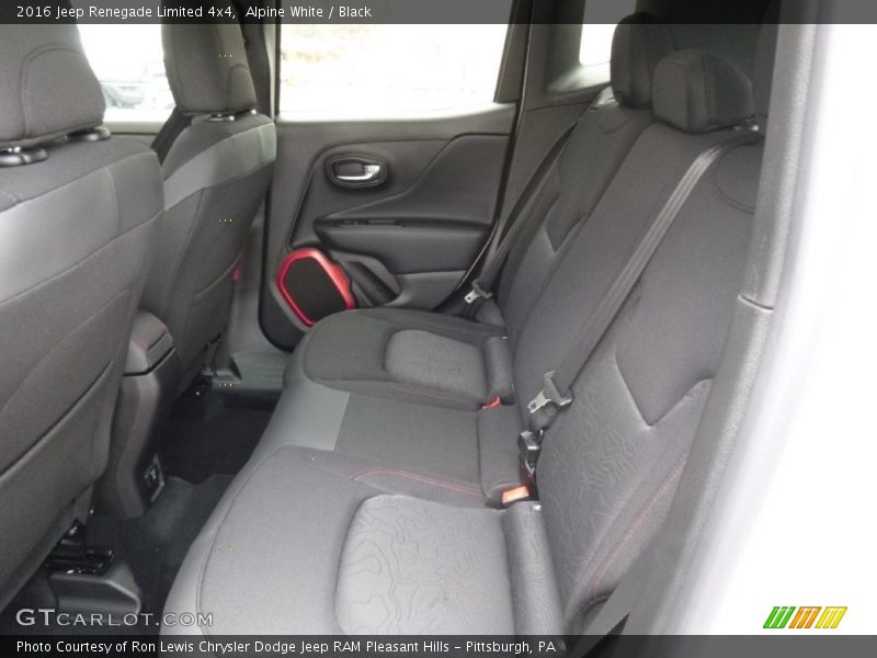 Alpine White / Black 2016 Jeep Renegade Limited 4x4