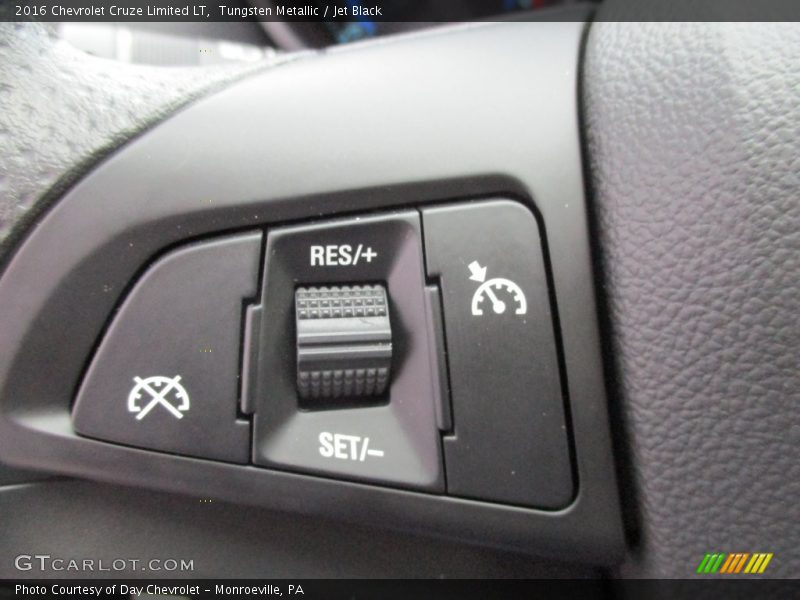 Tungsten Metallic / Jet Black 2016 Chevrolet Cruze Limited LT