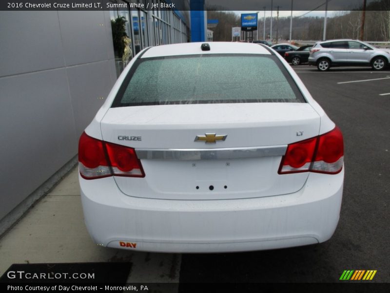 Summit White / Jet Black 2016 Chevrolet Cruze Limited LT