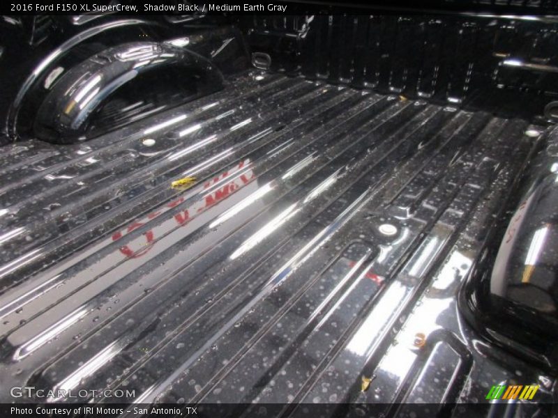 Shadow Black / Medium Earth Gray 2016 Ford F150 XL SuperCrew