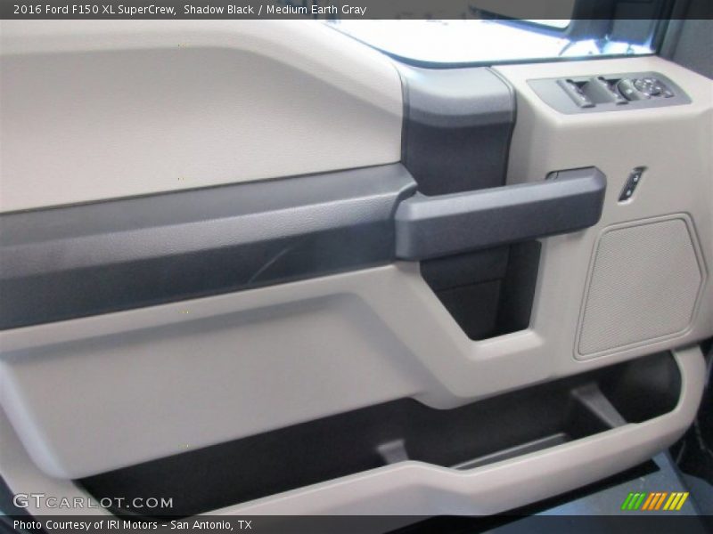 Shadow Black / Medium Earth Gray 2016 Ford F150 XL SuperCrew