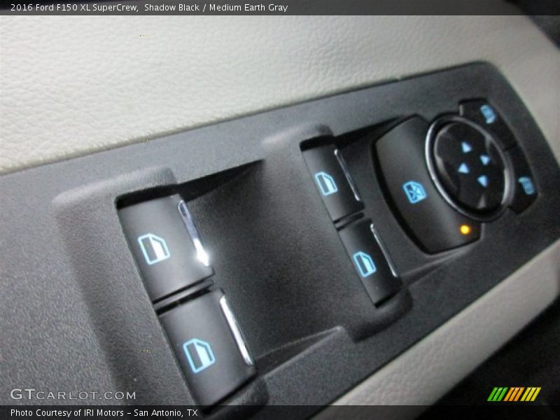 Shadow Black / Medium Earth Gray 2016 Ford F150 XL SuperCrew