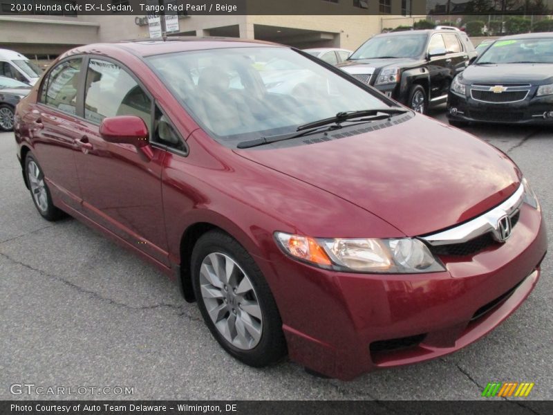 Front 3/4 View of 2010 Civic EX-L Sedan
