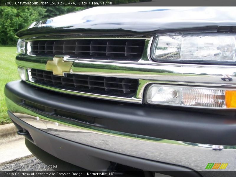 Black / Tan/Neutral 2005 Chevrolet Suburban 1500 Z71 4x4