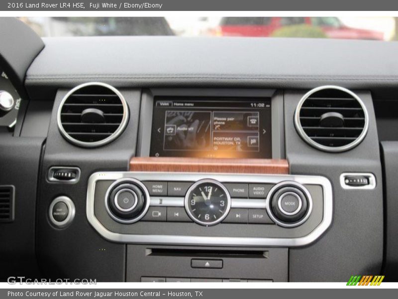 Fuji White / Ebony/Ebony 2016 Land Rover LR4 HSE