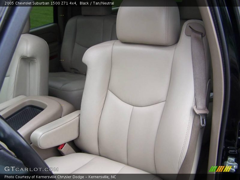 Black / Tan/Neutral 2005 Chevrolet Suburban 1500 Z71 4x4