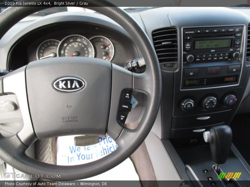 Bright Silver / Gray 2009 Kia Sorento LX 4x4