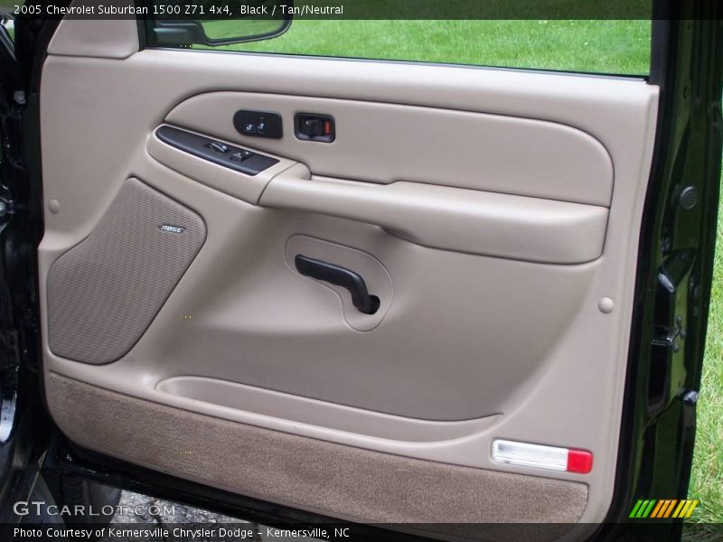 Black / Tan/Neutral 2005 Chevrolet Suburban 1500 Z71 4x4