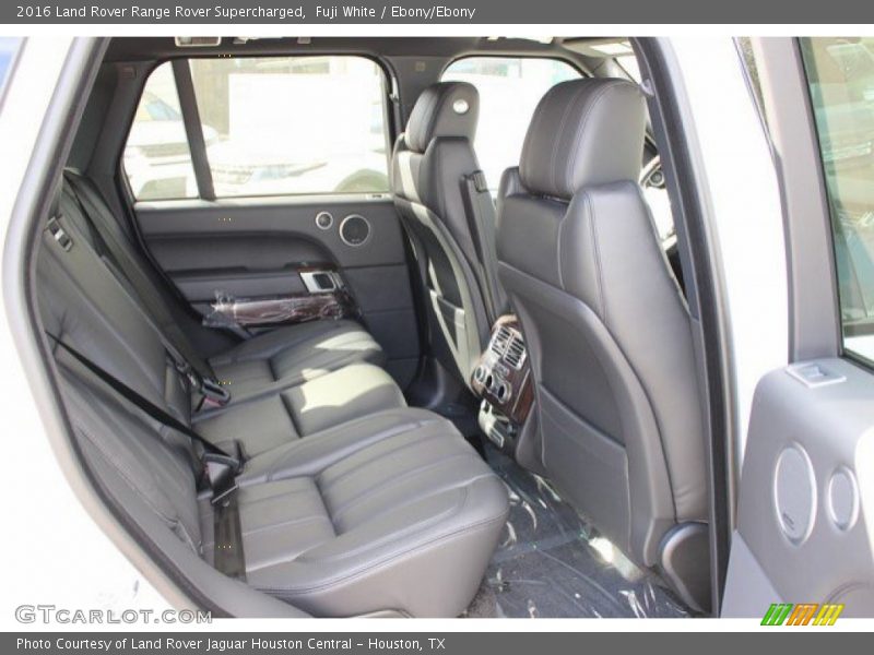 Fuji White / Ebony/Ebony 2016 Land Rover Range Rover Supercharged