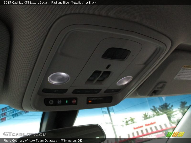 Radiant Silver Metallic / Jet Black 2015 Cadillac XTS Luxury Sedan