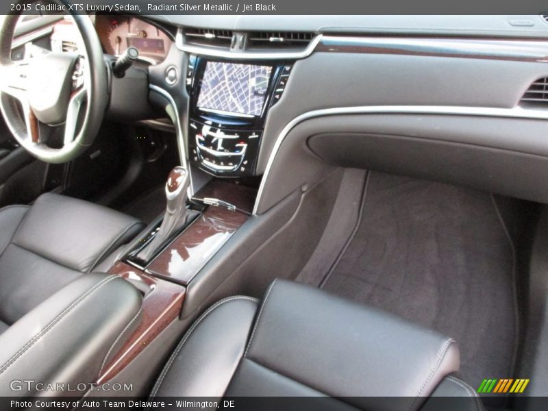 Radiant Silver Metallic / Jet Black 2015 Cadillac XTS Luxury Sedan