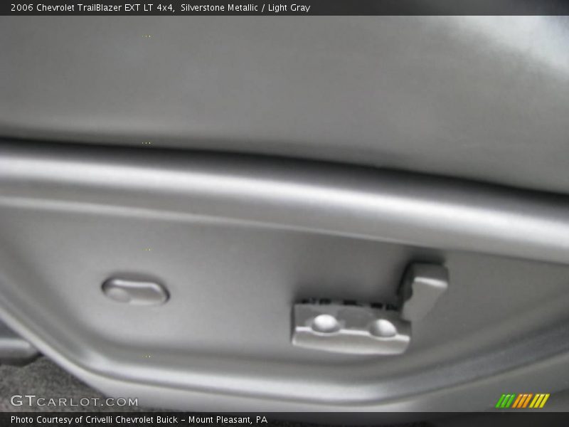 Silverstone Metallic / Light Gray 2006 Chevrolet TrailBlazer EXT LT 4x4