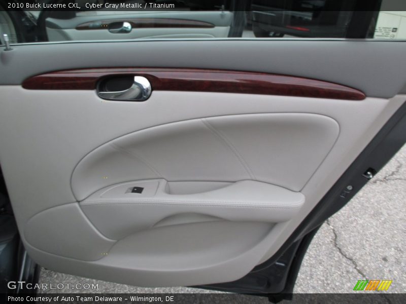 Cyber Gray Metallic / Titanium 2010 Buick Lucerne CXL