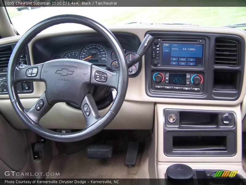 Black / Tan/Neutral 2005 Chevrolet Suburban 1500 Z71 4x4