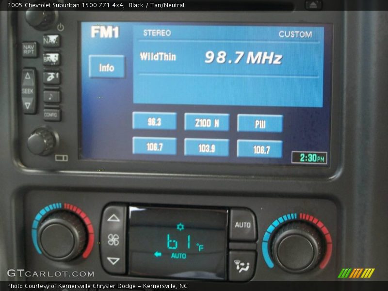 Black / Tan/Neutral 2005 Chevrolet Suburban 1500 Z71 4x4