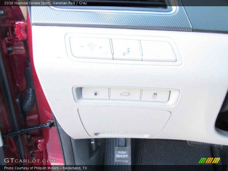 Venetian Red / Gray 2016 Hyundai Sonata Sport
