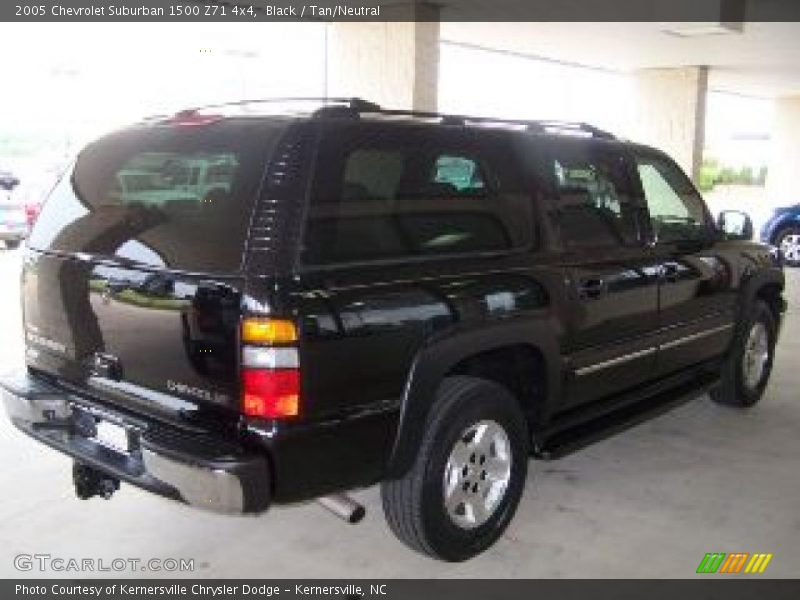 Black / Tan/Neutral 2005 Chevrolet Suburban 1500 Z71 4x4