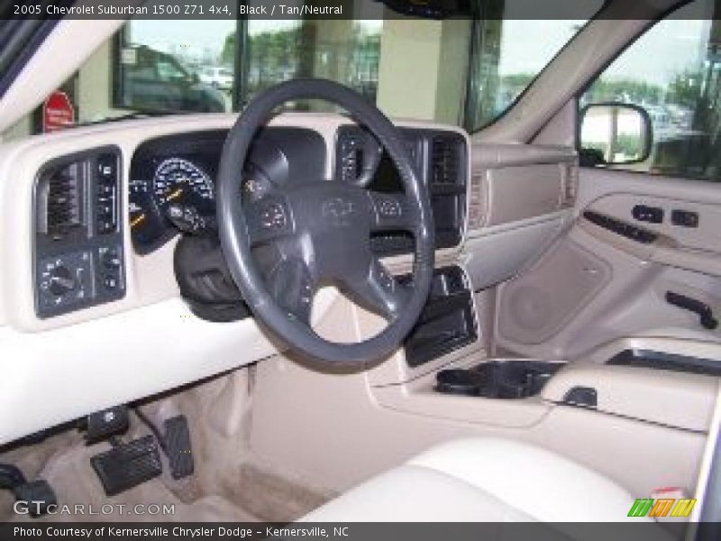 Black / Tan/Neutral 2005 Chevrolet Suburban 1500 Z71 4x4