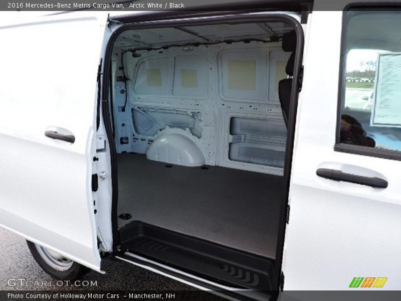 Arctic White / Black 2016 Mercedes-Benz Metris Cargo Van