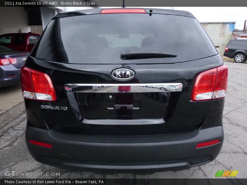 Ebony Black / Gray 2011 Kia Sorento LX V6 AWD