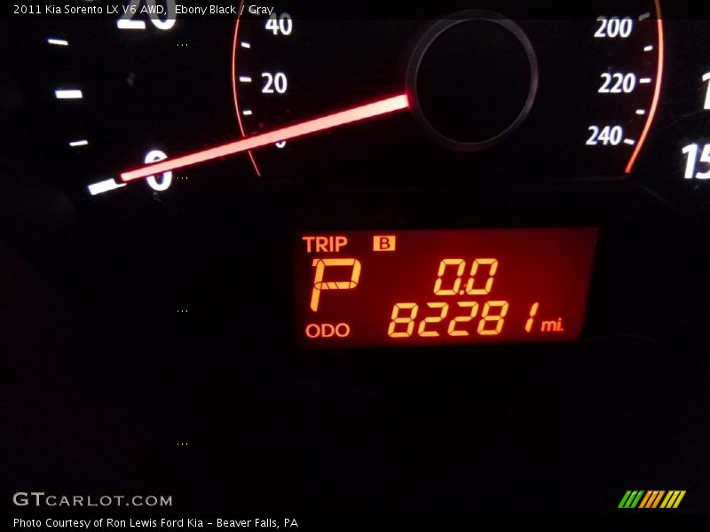 Ebony Black / Gray 2011 Kia Sorento LX V6 AWD